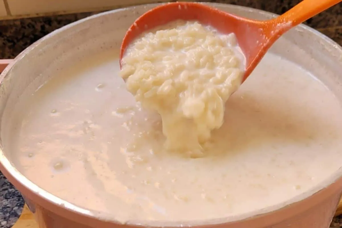Arroz doce cremoso uma receita de vo que e simples de prepar