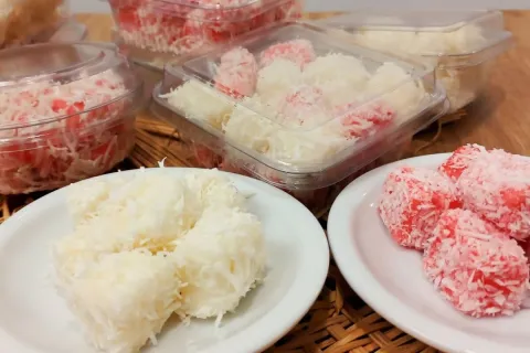 Bala de coco gelada que nao precisa ir ao fogo e derrete na 