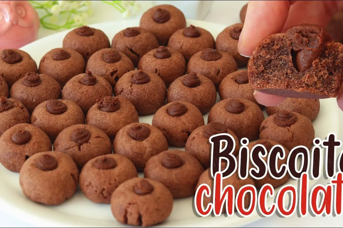 Biscoitinho de chocolate amanteigado que derrete na boca ren