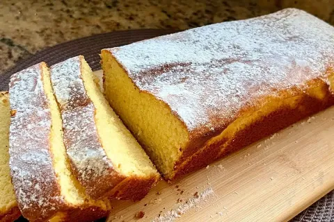Bolo amanteigado da vovo fofinho cheiroso e facil perfeito p