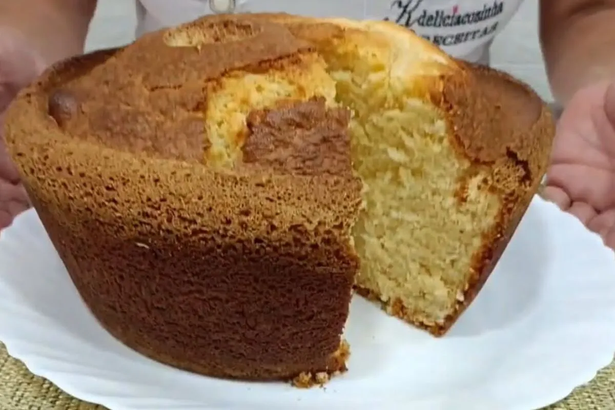 Bolo cacarola feito no liquidificador de um jeito rapido e f