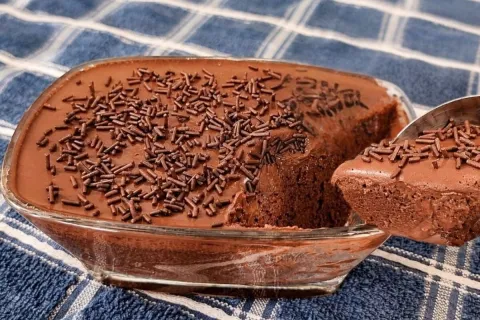 Bolo de chocolate zero acucar feito com cafe sem gluten e se