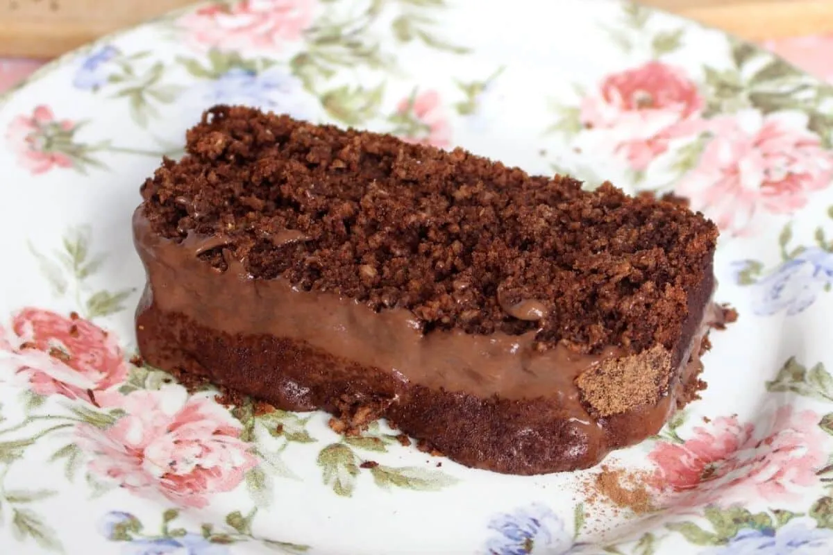 Bolo de chocolate zero acucar que fica muito macio e molhadi