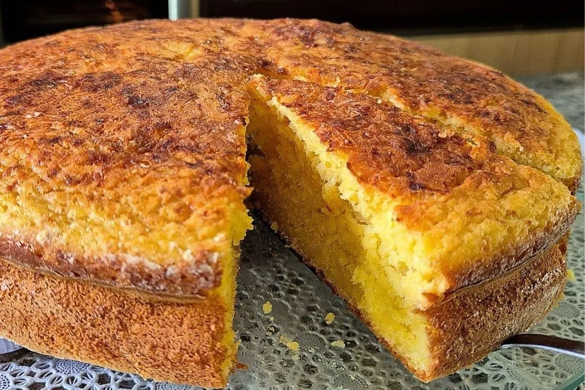Bolo de milho super gostoso e fofinho daqueles que nao sobra