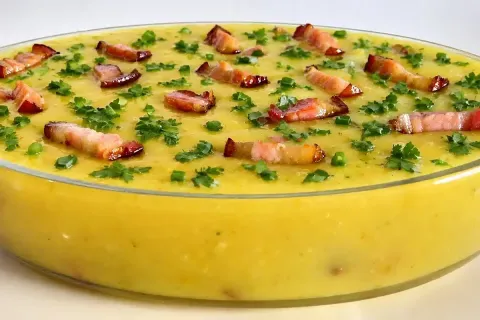 Caldo de mandioca bem temperado e cremoso uma receita reconf