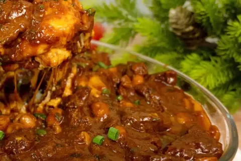 Carne de panela muito macia e suculenta acompanhada de batat