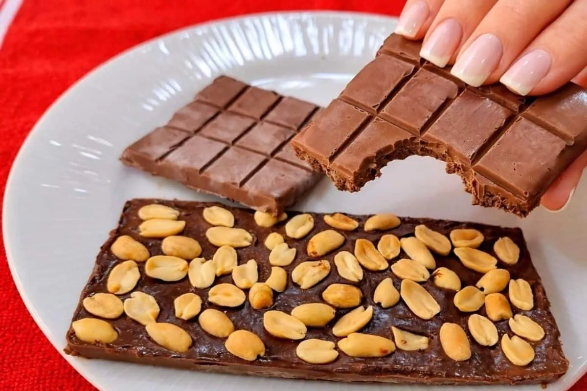 Chocolate fit ao leite rico em proteina e feito sem acucar u