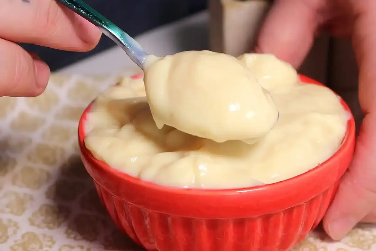 Creme de confeiteiro muito facil e divino para voce rechear