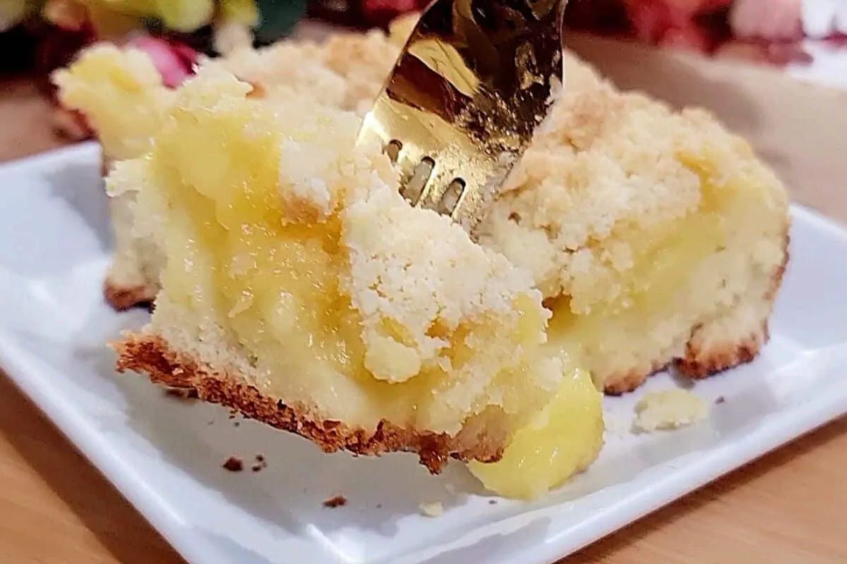 Cuca alema de maca com uma massa super fofinha e aquela faro