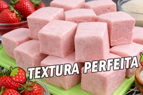 Docinho de morango tao macio e leve que parece um marshmallo
