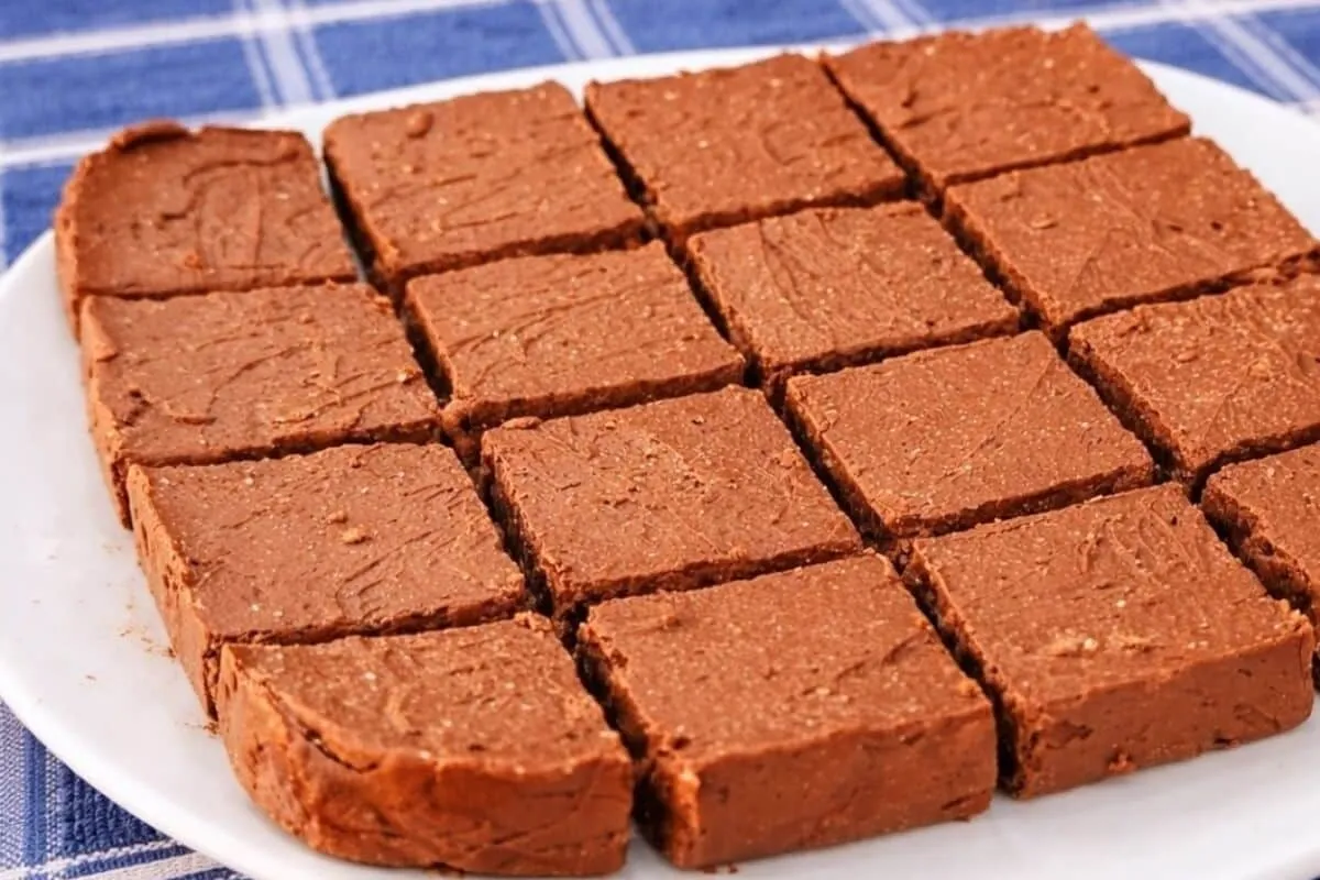 Docinho fit com apenas tres ingredientes feito sem acucar e