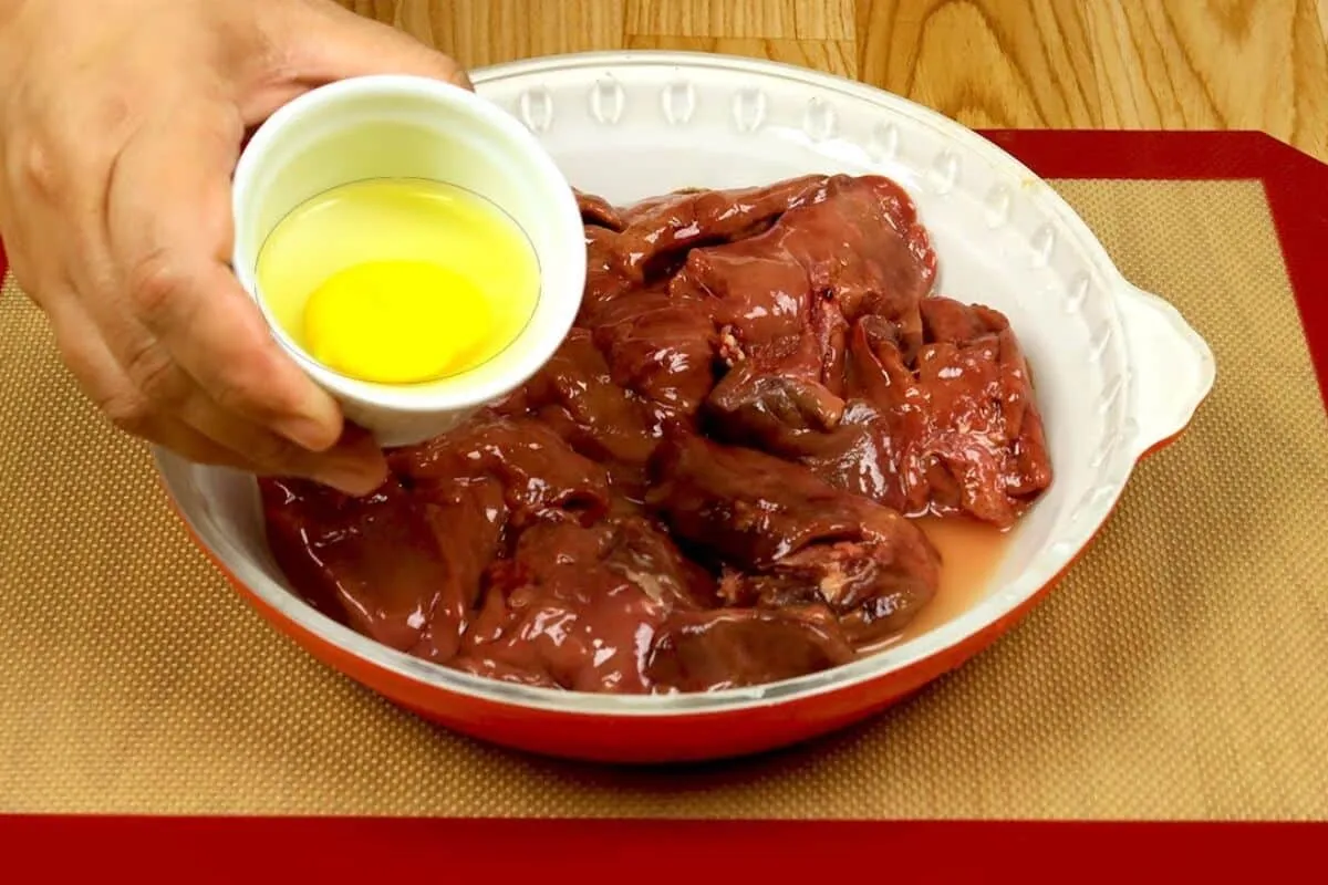Figado de frango preparado de um jeito especial para uma ref