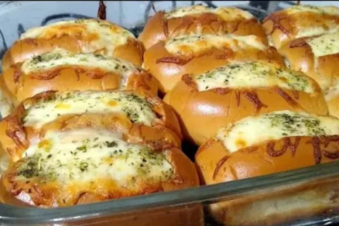 Hot dog de forno diferente e bem recheado para voce assar de