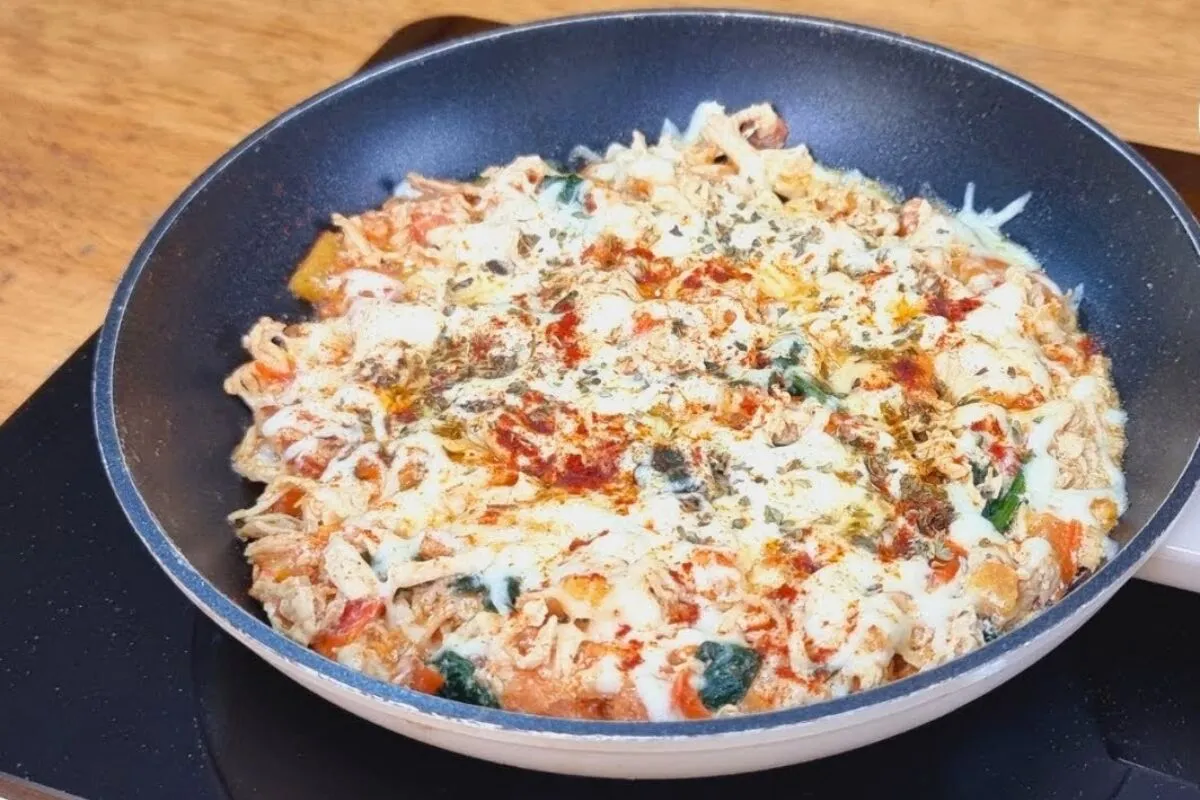 Jantar saudavel rico em proteinas e baixo em carboidratos pa