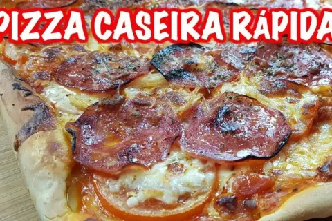 Massa de pizza caseira super facil com textura leve e macia 