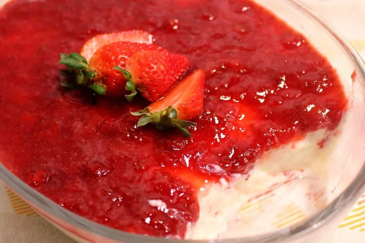 Mousse de leite em po incrivelmente cremoso uma sobremesa ra