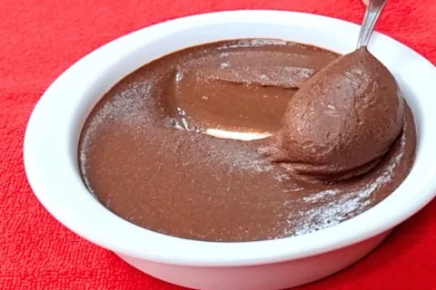 Mousse saudavel tipo Nutella feito sem leite condensado para