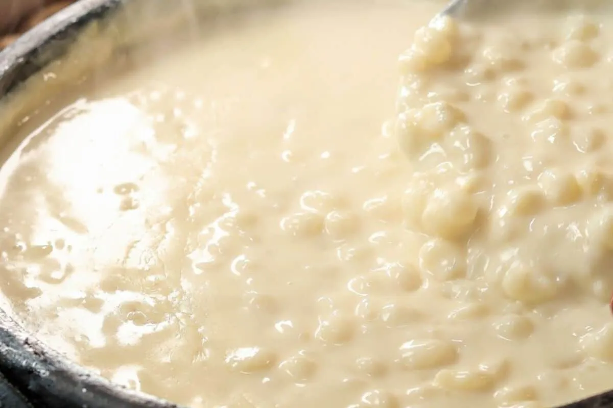 Mugunza cremoso e bem temperado uma canjica reconfortante qu