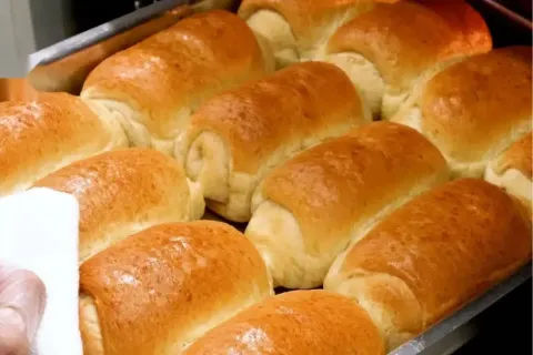 Pao Caseiro Fofinho de Padaria