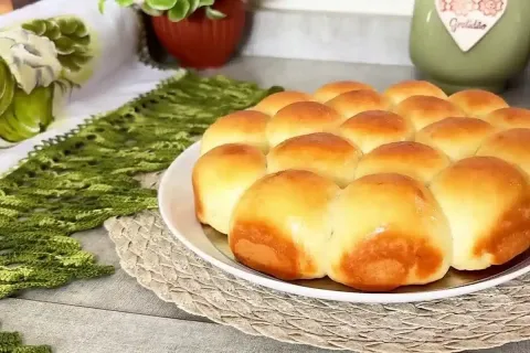 Pao de creme de leite feito sem precisar sovar fofinho e per
