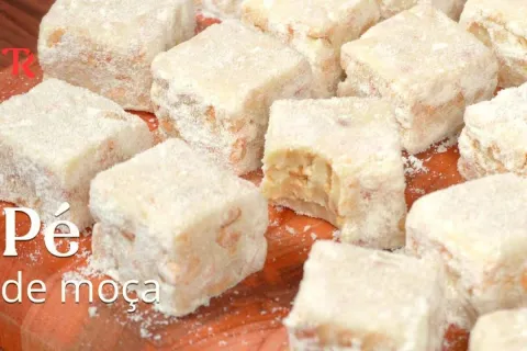 Pe de moca de leite Ninho que fica macio e com um sabor irre