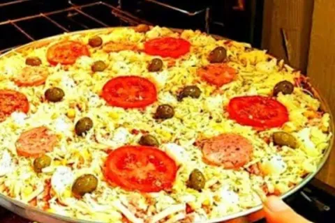 Pizza de liquidificador com massa super leve e fofinha para 