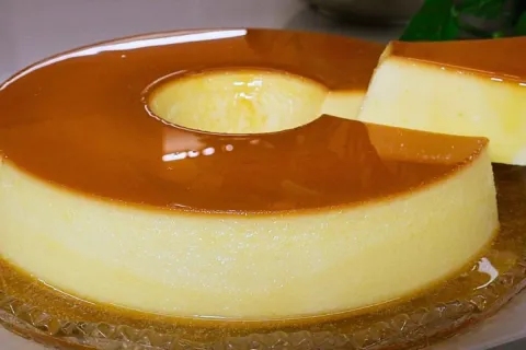 Pudim de leite condensado super lisinho e perfeito para voce