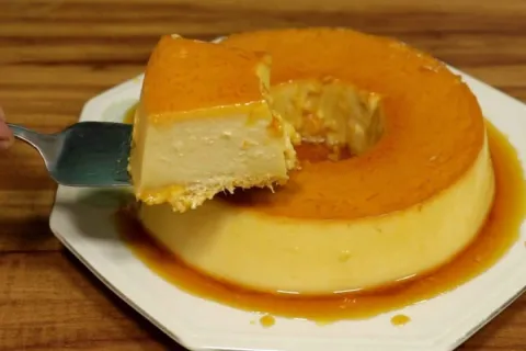 Pudim gourmet super cremoso e irresistivel feito com simplic