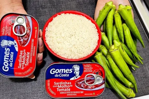 Receita de sardinha com arroz e quiabo bem temperada um prat
