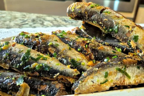 Receita de sardinha incrivel feita com um tempero especial n
