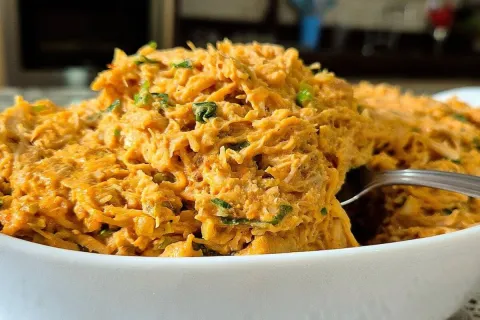 Recheio de frango cremoso e bem temperado ideal para receita