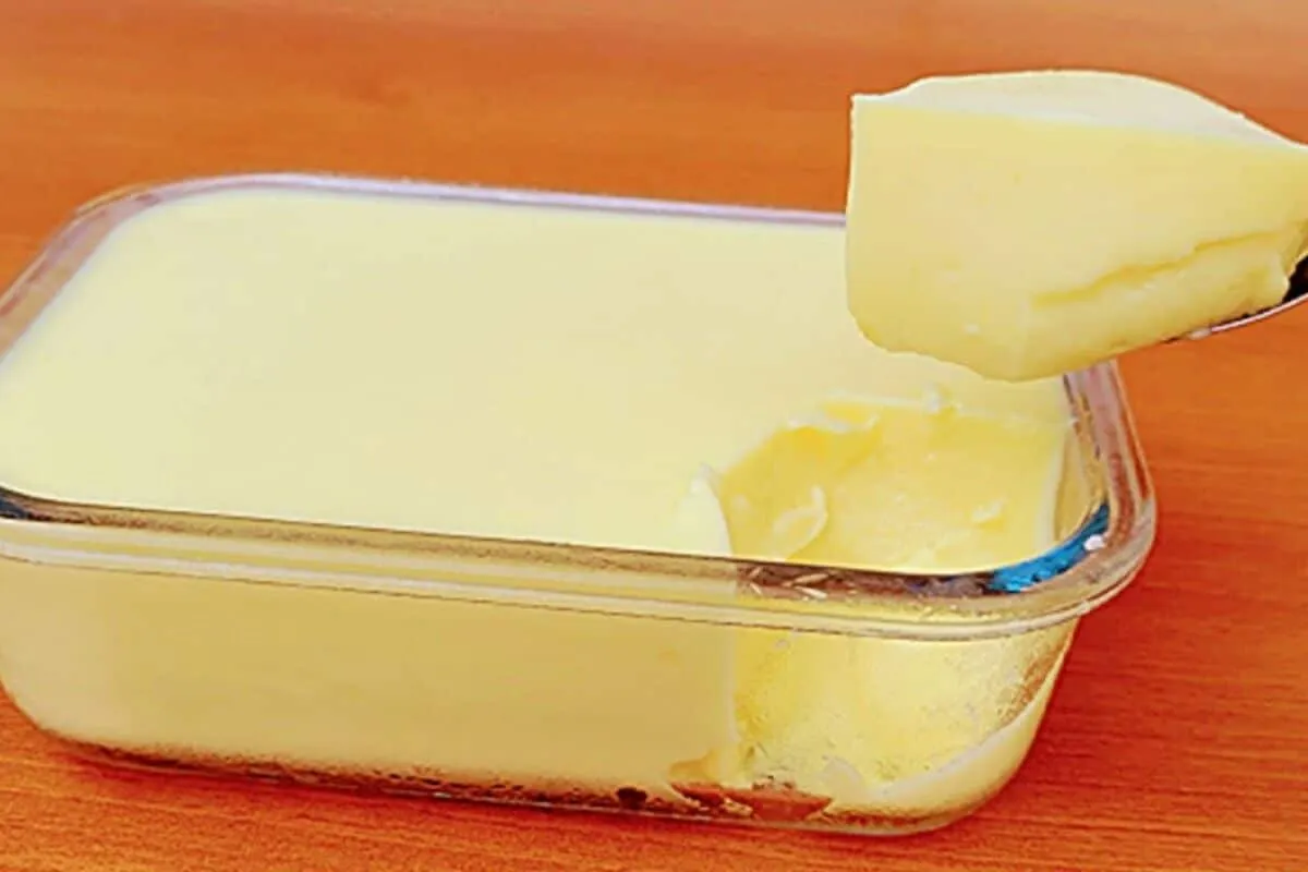 Sobremesa sem leite condensado e sem creme de leite um doce