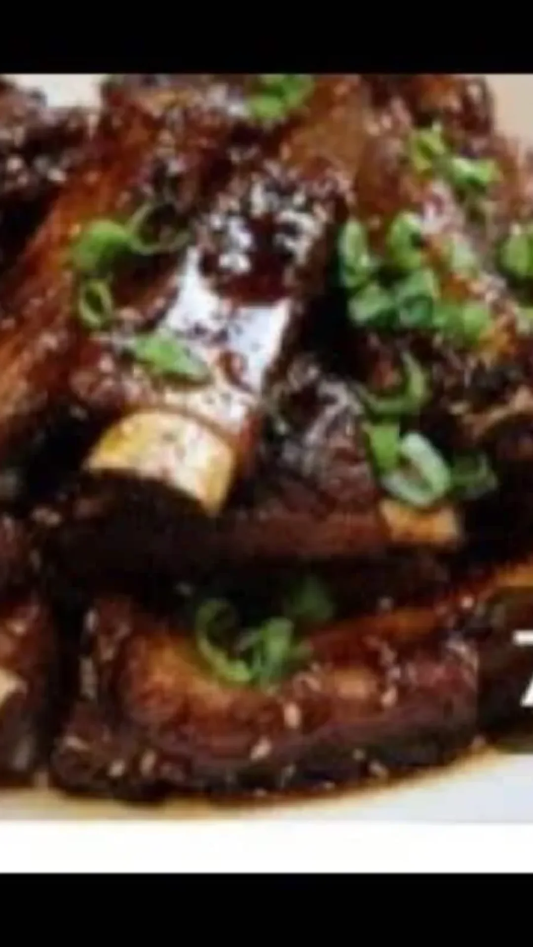 Costelinha caramelizada soltando do osso com um segredo especial no preparo