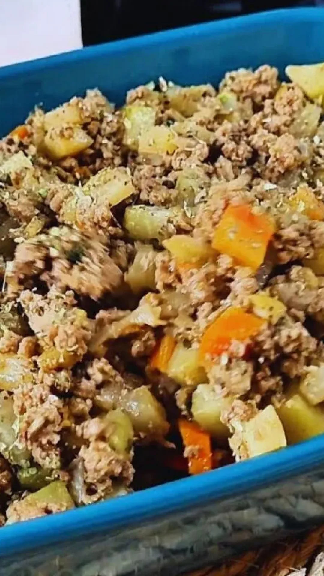 Refogado de carne moida com chuchu simples e delicioso para voce variar o cardapio do dia a dia