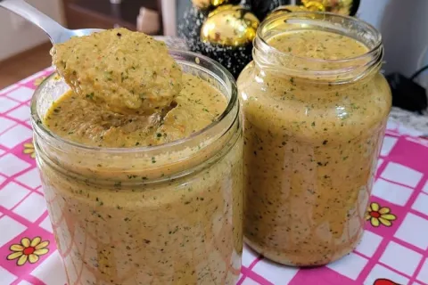 Tempero caseiro divino para carnes aves e comida em geral qu