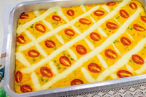 Torta de frango com catupiry uma delicia com massa fofinha e